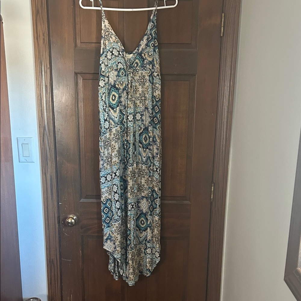 Elegant Blue Patterned Maxi Dress